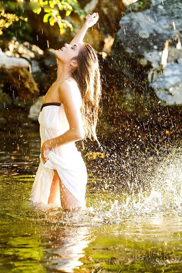 Marie Avgeropoulos in Wroclaw