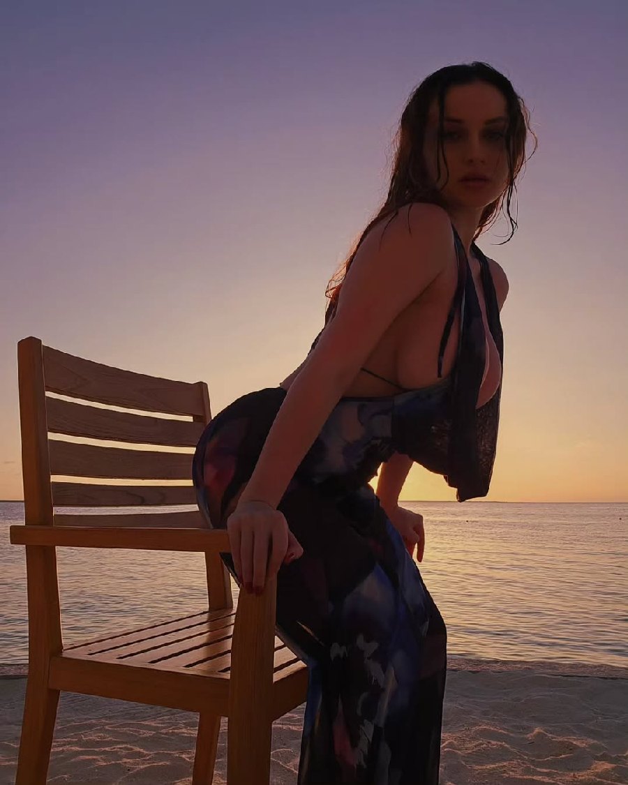 Sexy girl Miranda Faith nude in Wroclaw