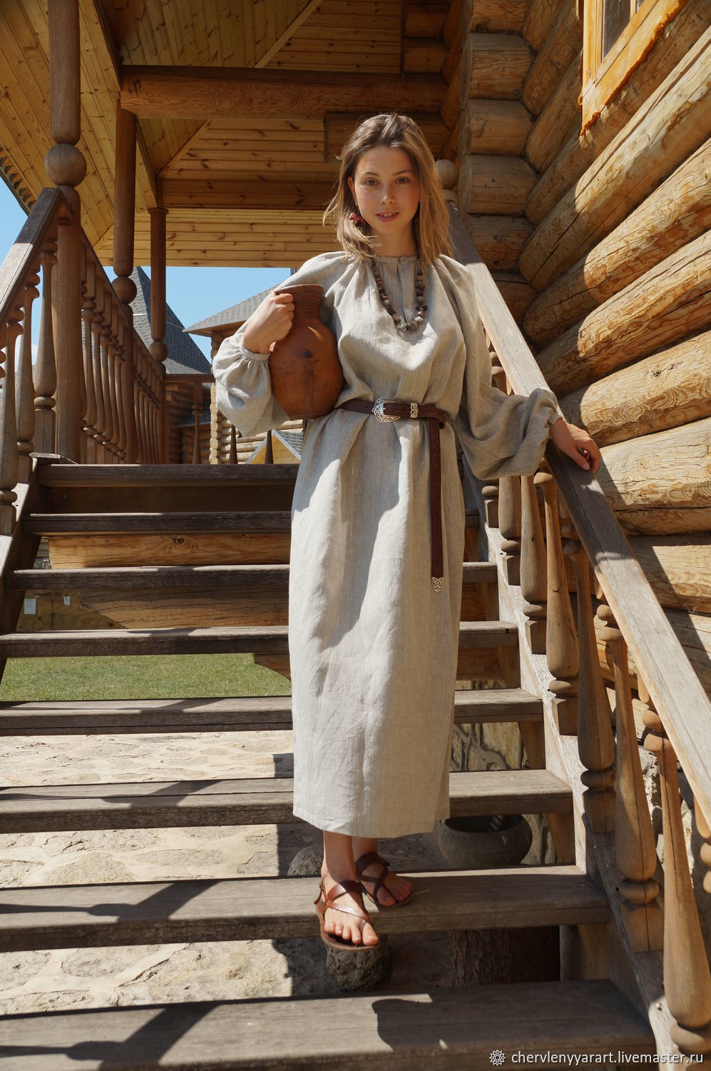 Girls in Slavic costumes in Wroclaw