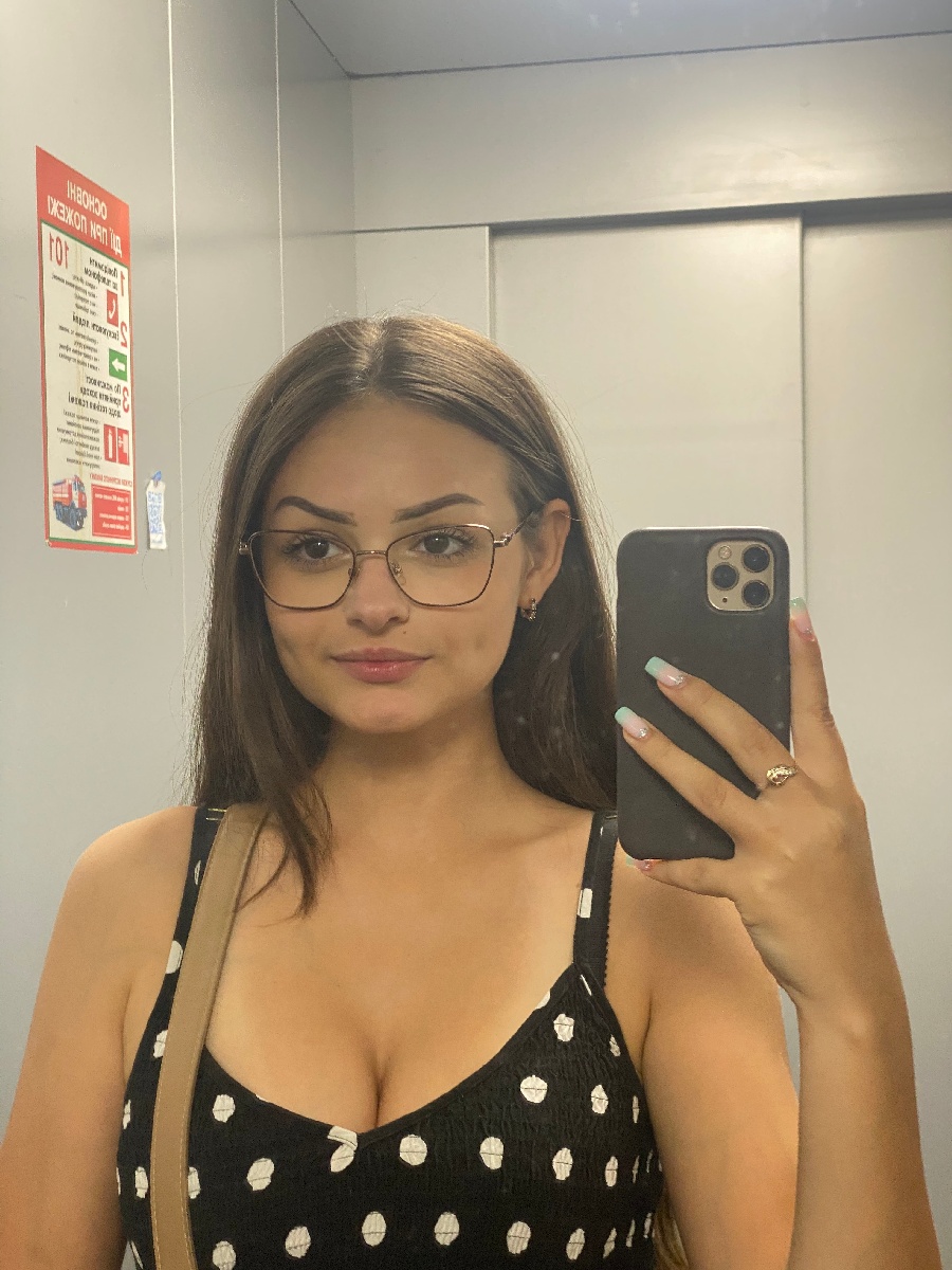 Sexy model Stacy in Wroclaw